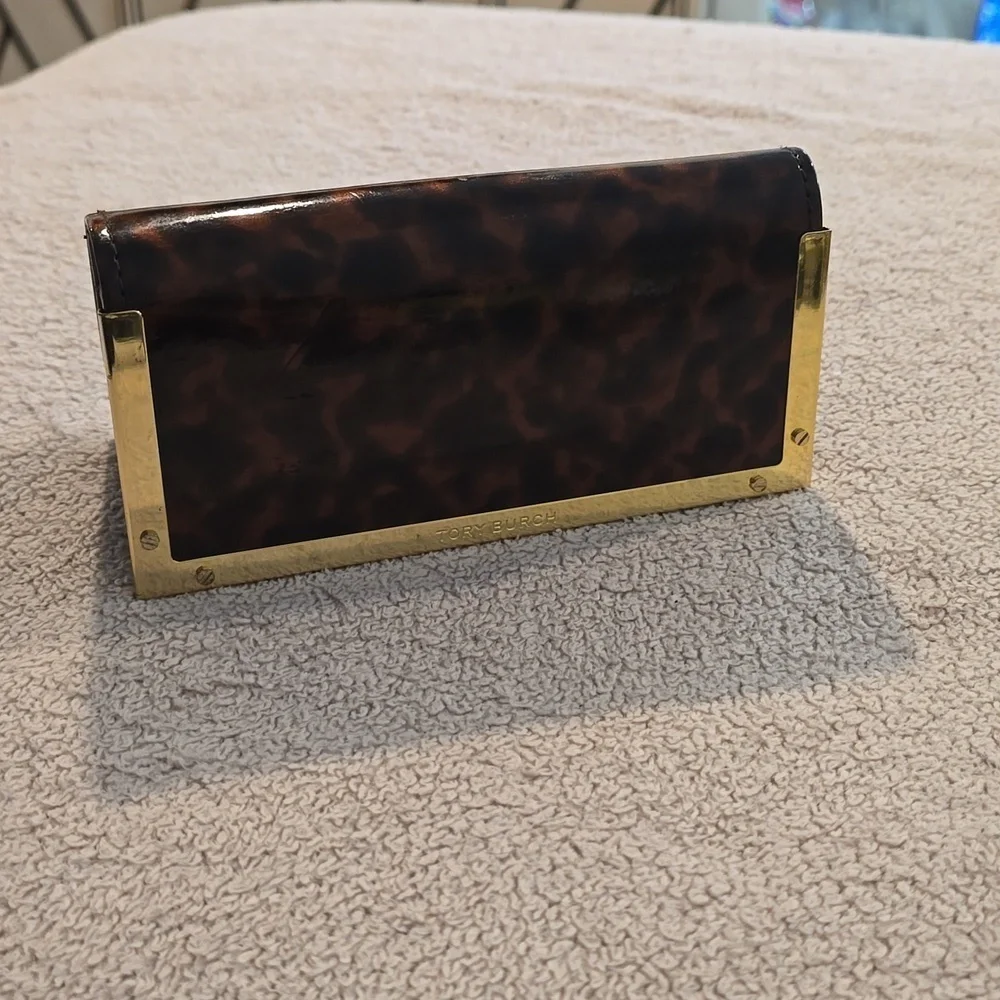 TORY BURCH|‎ Tortoise Shell Sunglasses Case​